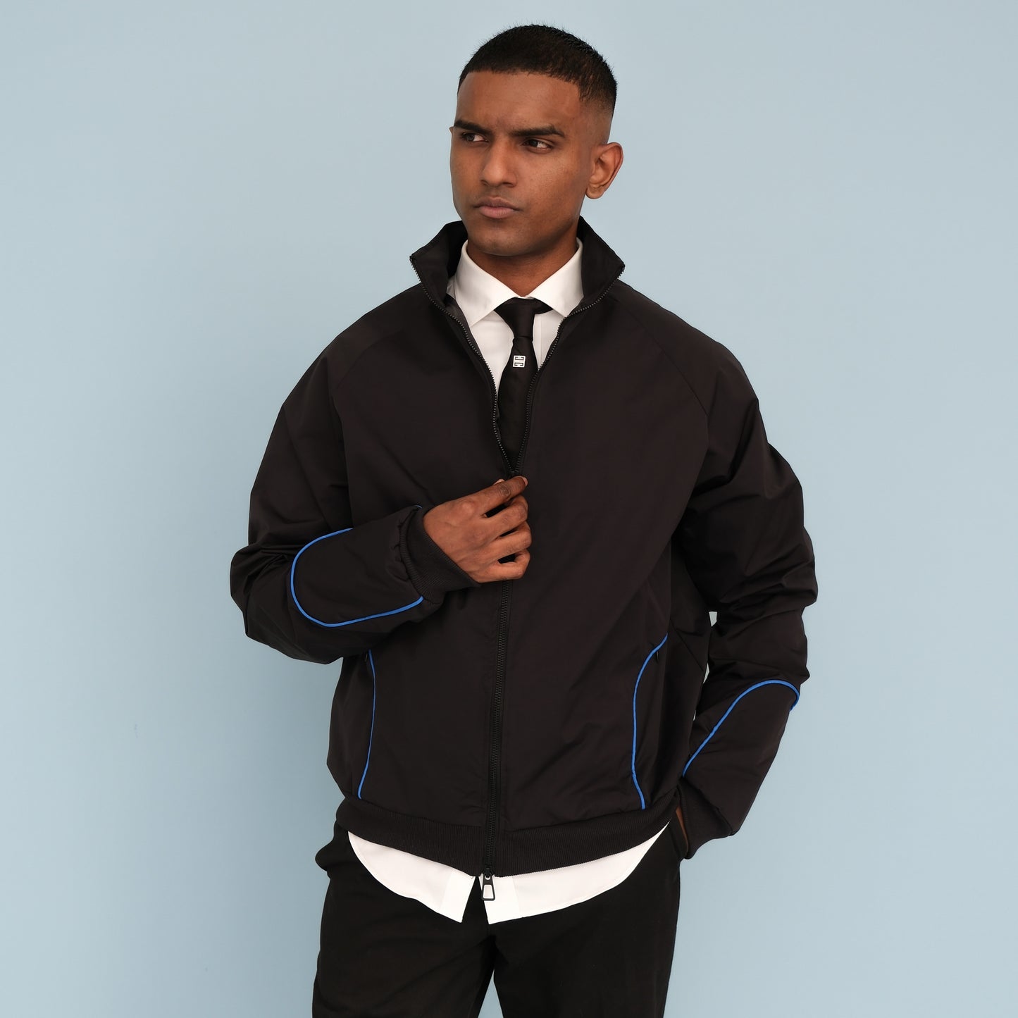 Transit Jacket - Black / Cobalt